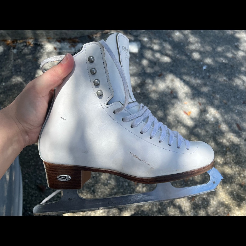 Riedell Women's Figure Skates Diamond 133 Size 6 Wide - Picture 3 of 6
